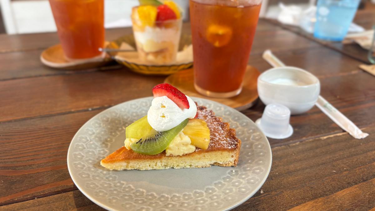 デザート付きランチを頼むとショーケースから好きなケーキが選べます🍰✨