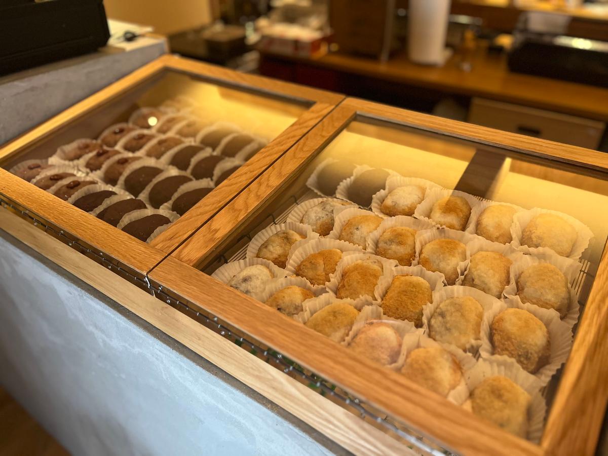 店頭に並ぶおはぎ