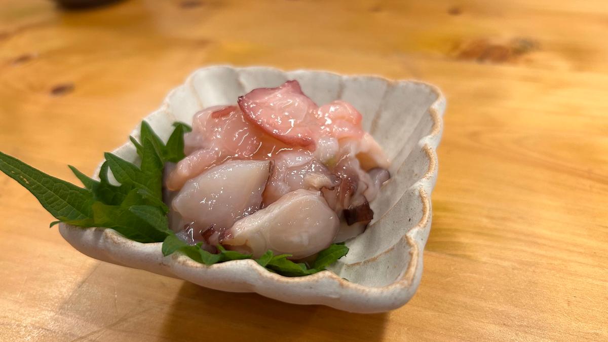 肉厚なたこわさびは歯ごたえ抜群！