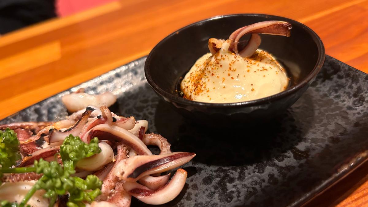 マヨネーズにつけて食べる焼きいかは止まりませんね
