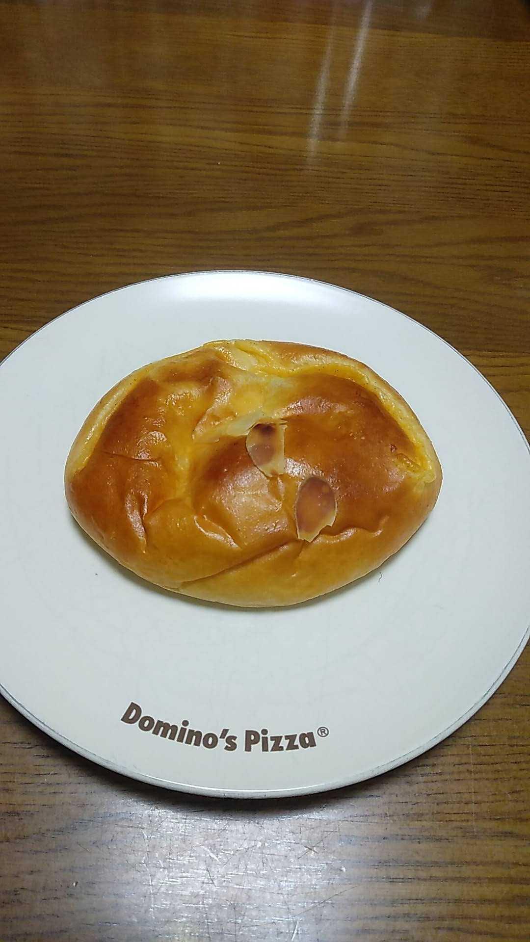 クリームパン