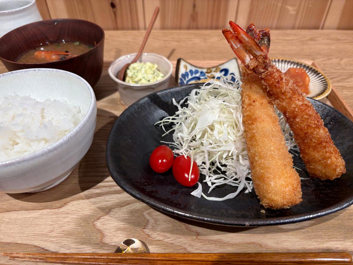 エビフライ定食