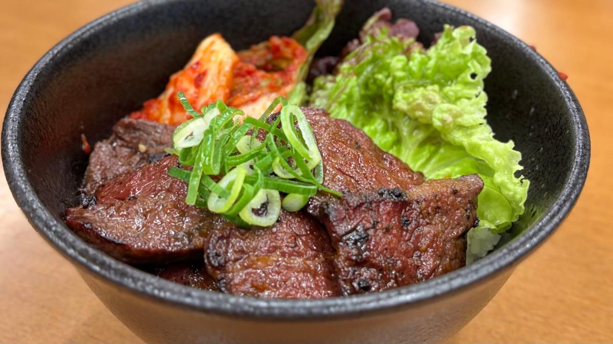 ハラミ丼も少しもらいましたがガッツリ肉！な気分の時に最高🔥
