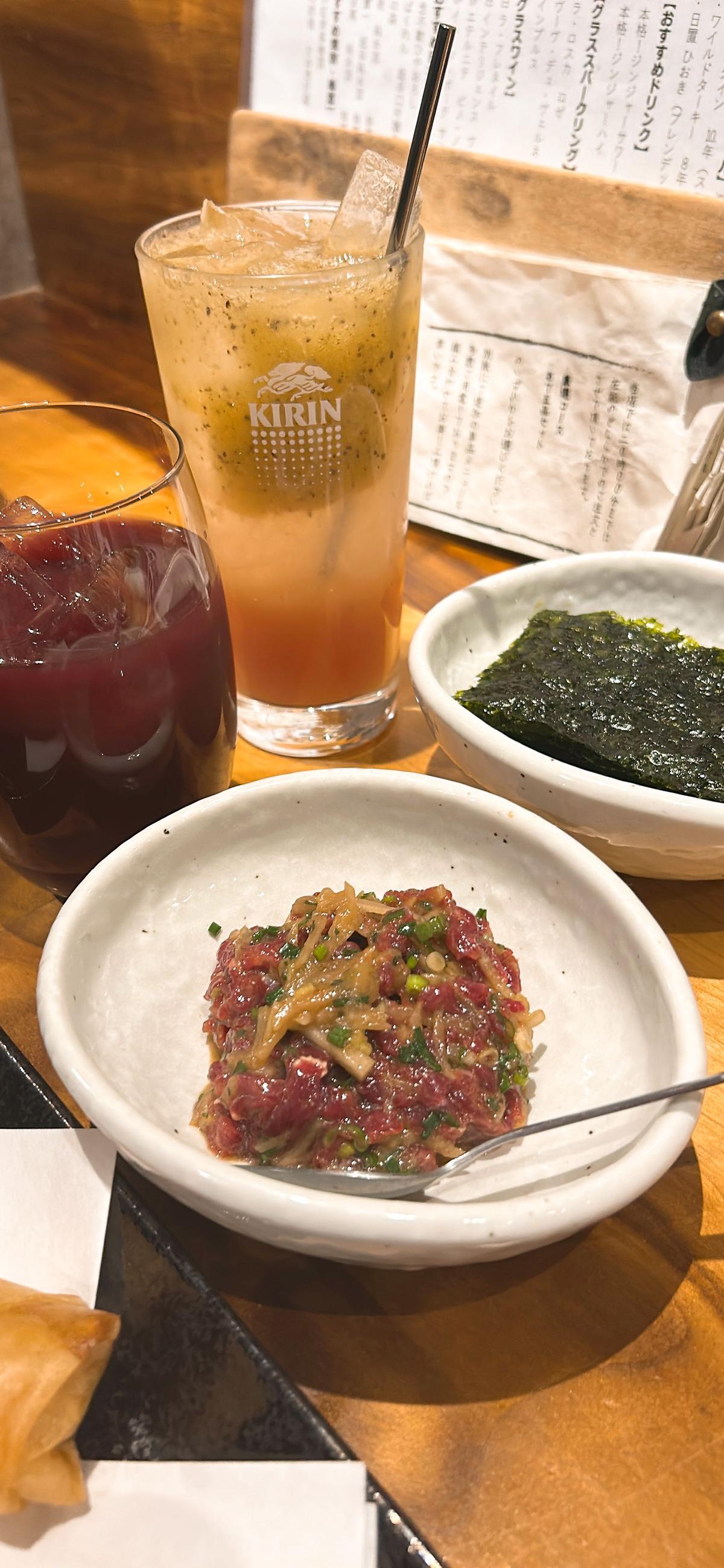 馬肉ユッケ