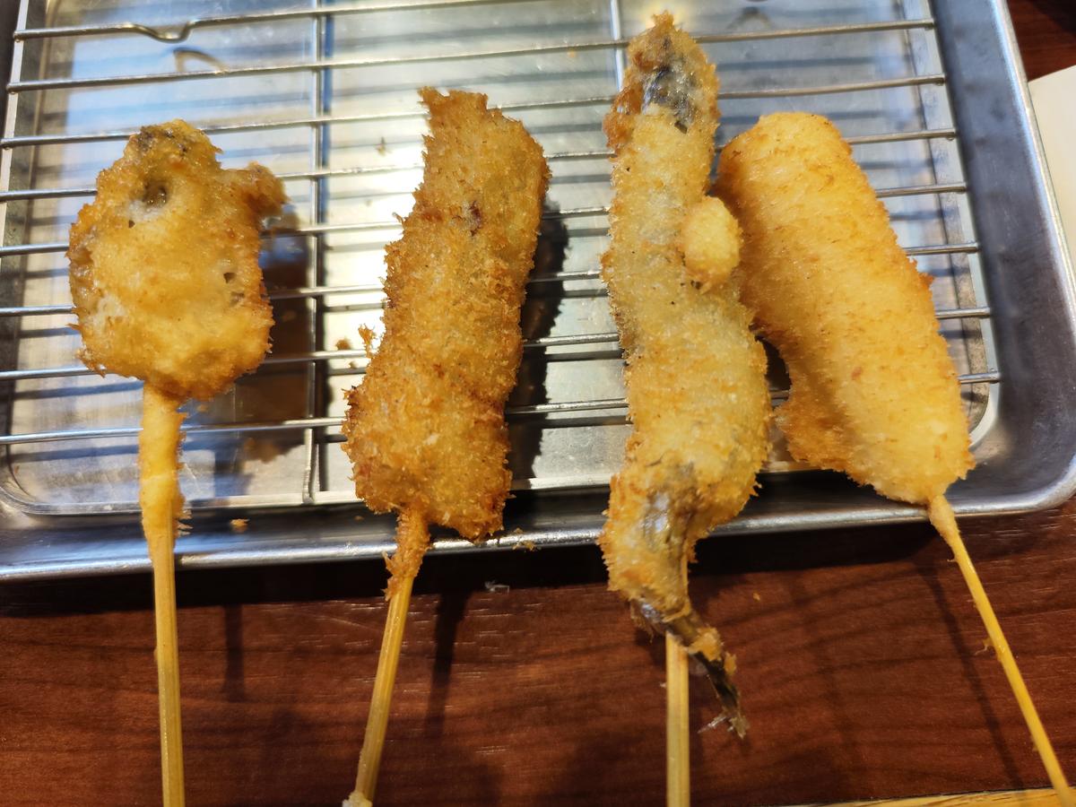 牡蠣（期間限定）、牛肉、子持ちししゃも、じゃがもち
