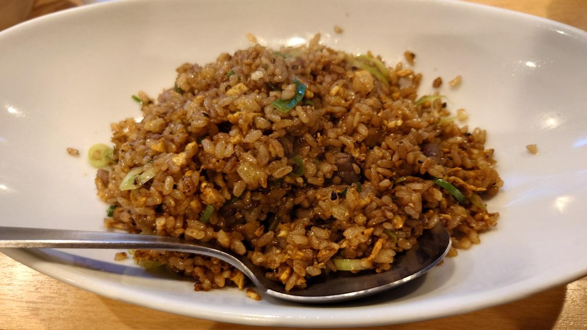 おかわりしちゃった黒チャーハン！