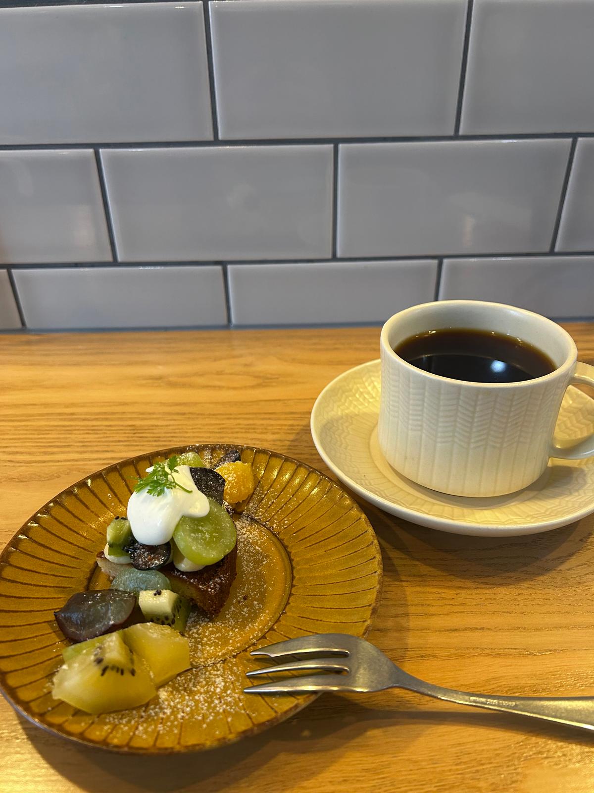いつもコーヒーとデザートも追加で😋