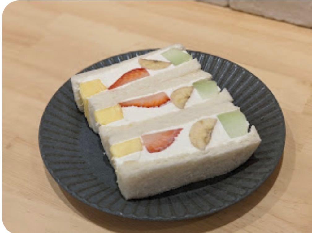 このビジュアル😋