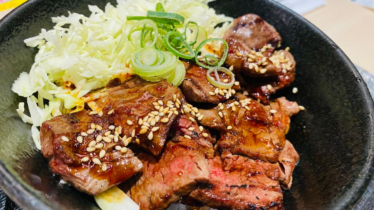 名物ハラミ丼