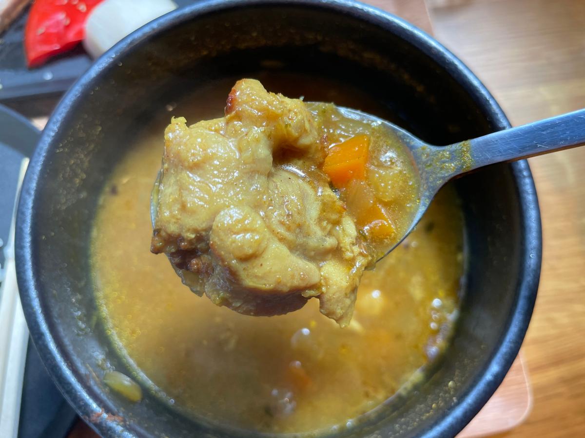 鶏肉がごろっと入ってます