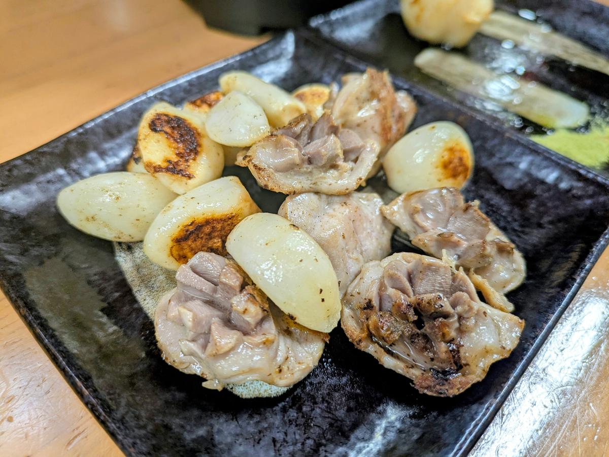 砂肝とにんにくの炒め物。お酒がすすむ〜🍻
