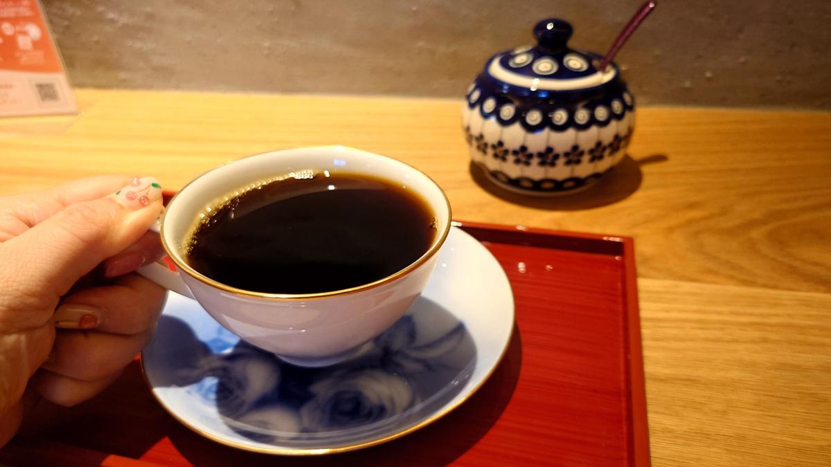 ホットコーヒーが合うんですよ