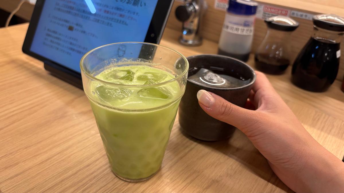 抹茶ラテでほっと一息☺️