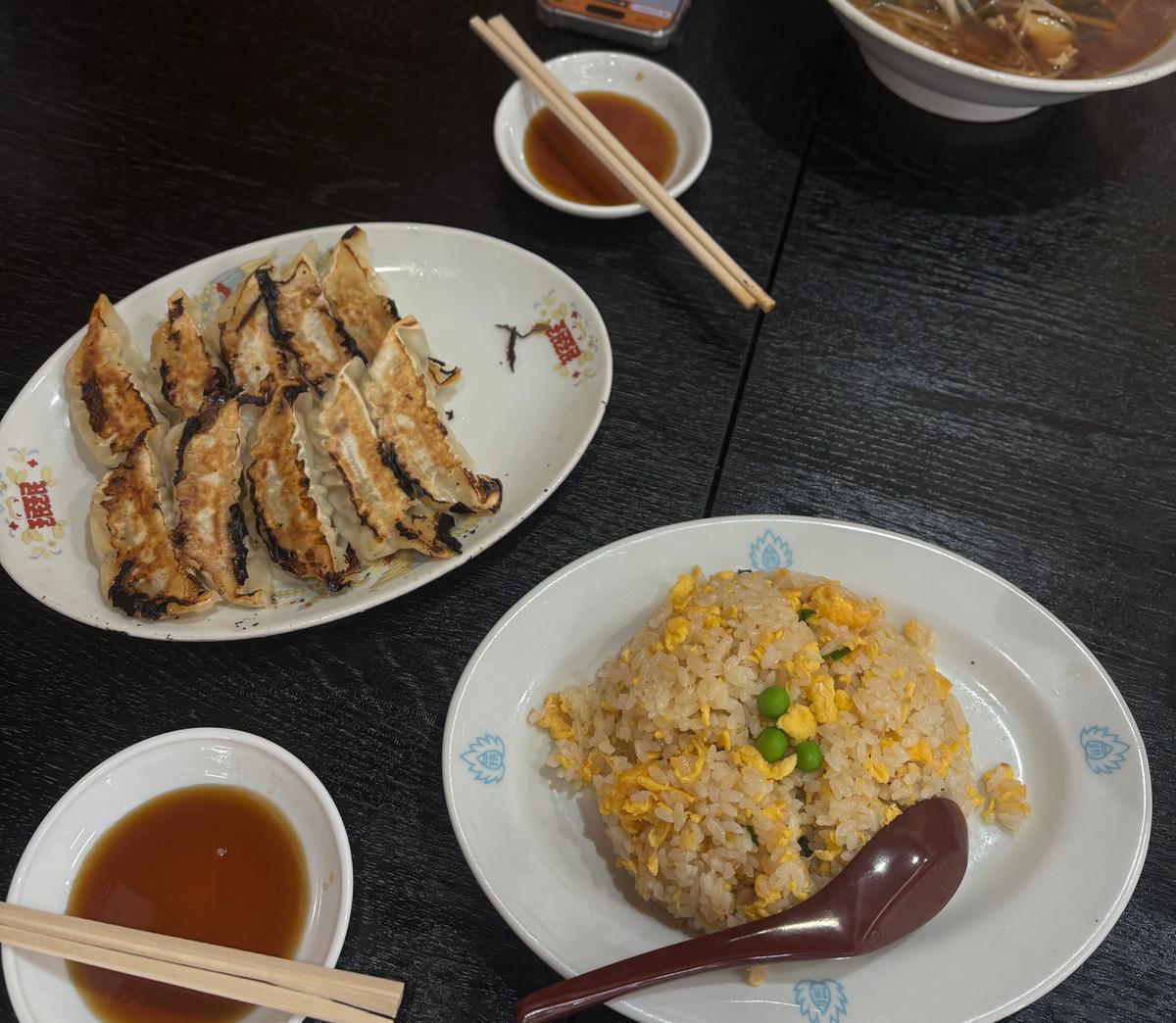 チャーハンと🥟