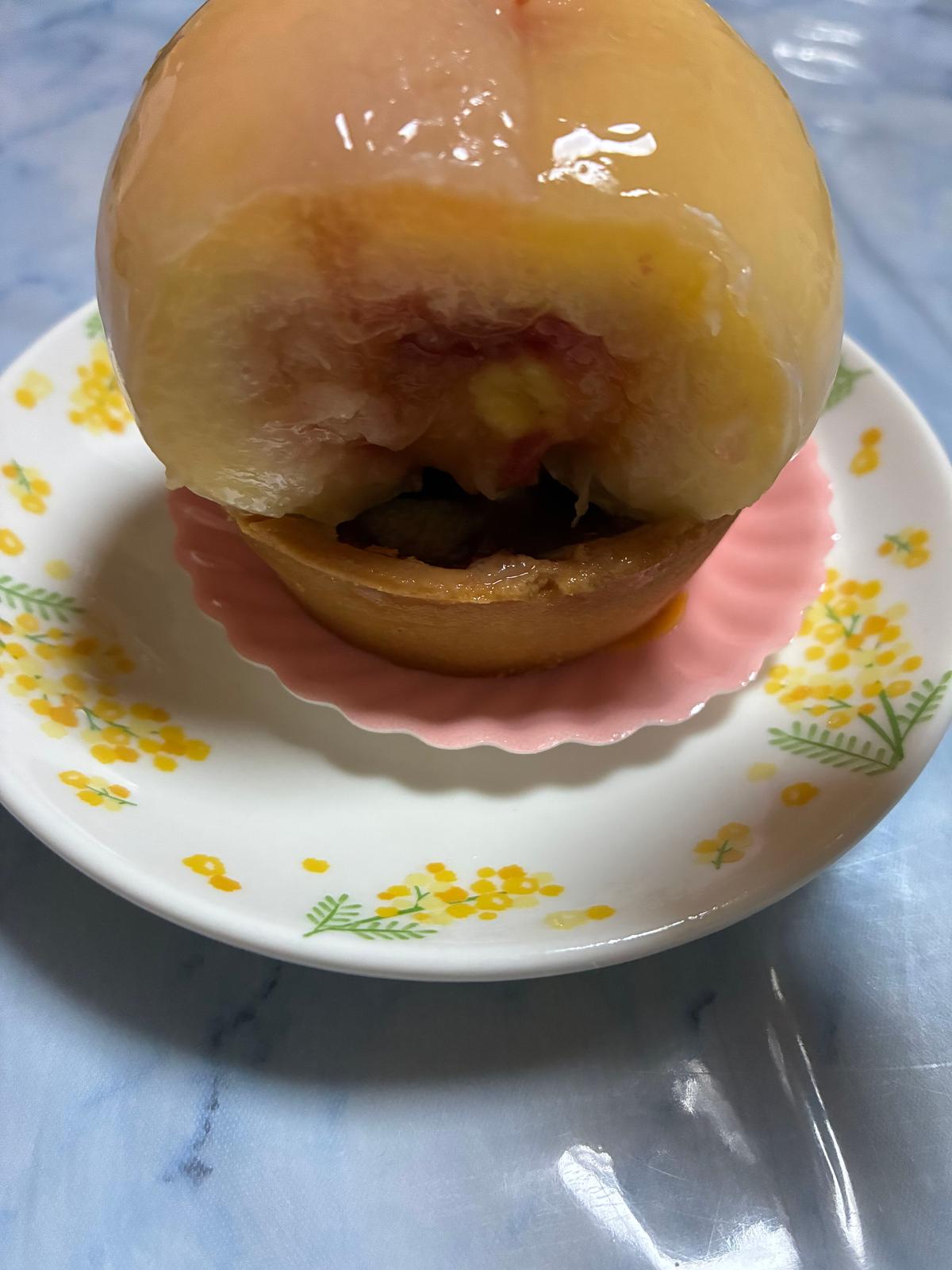 まるごと桃のタルト