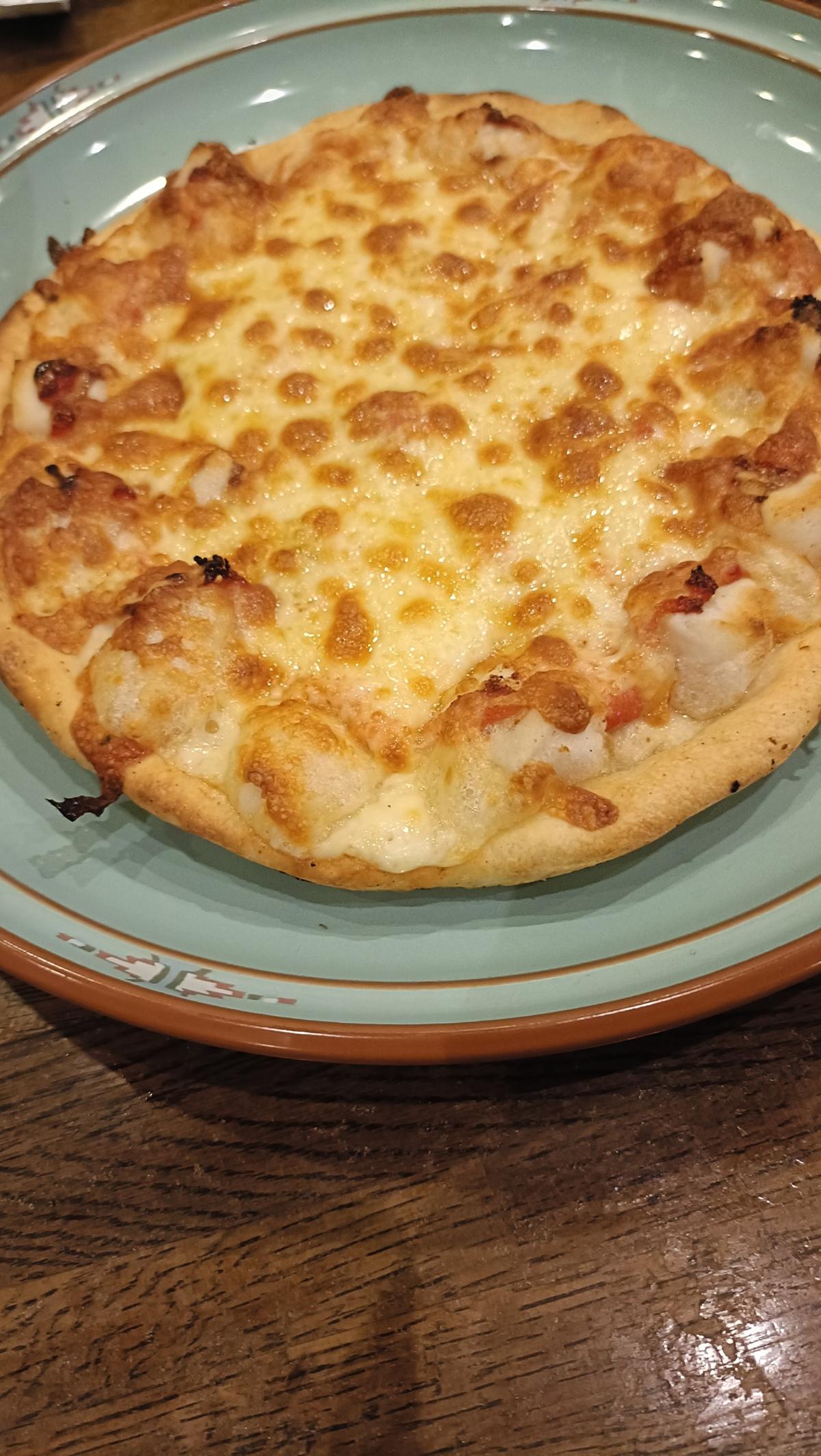 お餅と明太子のピザ