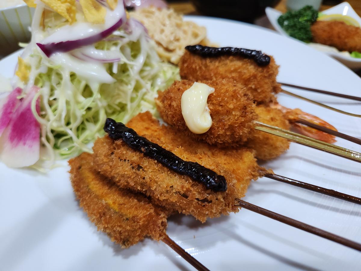 串カツ8本のランチセットです!