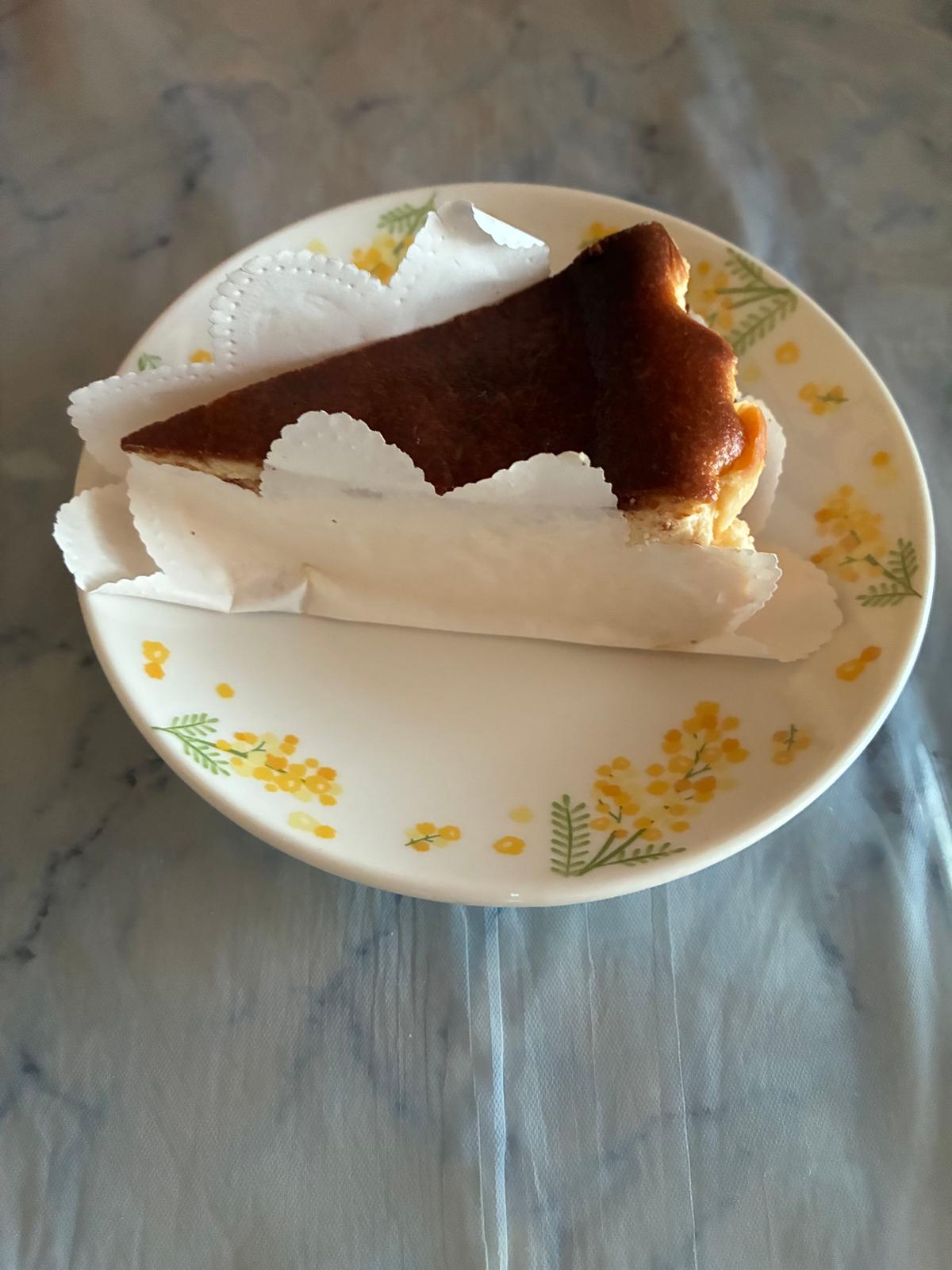 バスクチーズケーキ