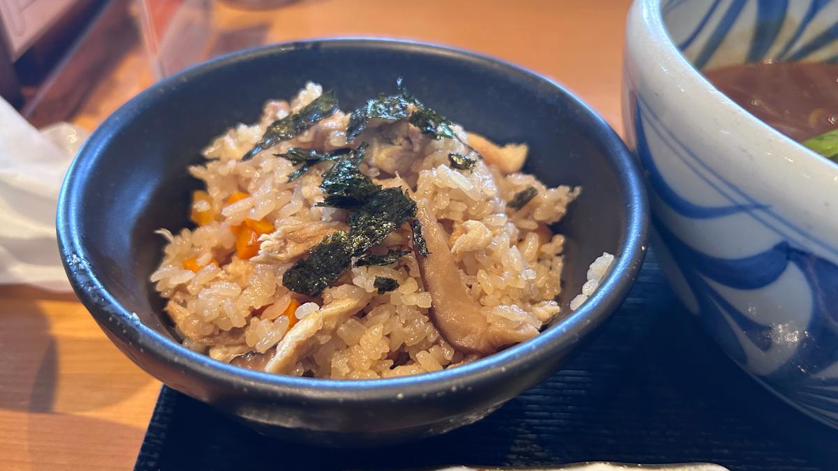 鶏めしの味がしっかりしていて、大満足❤