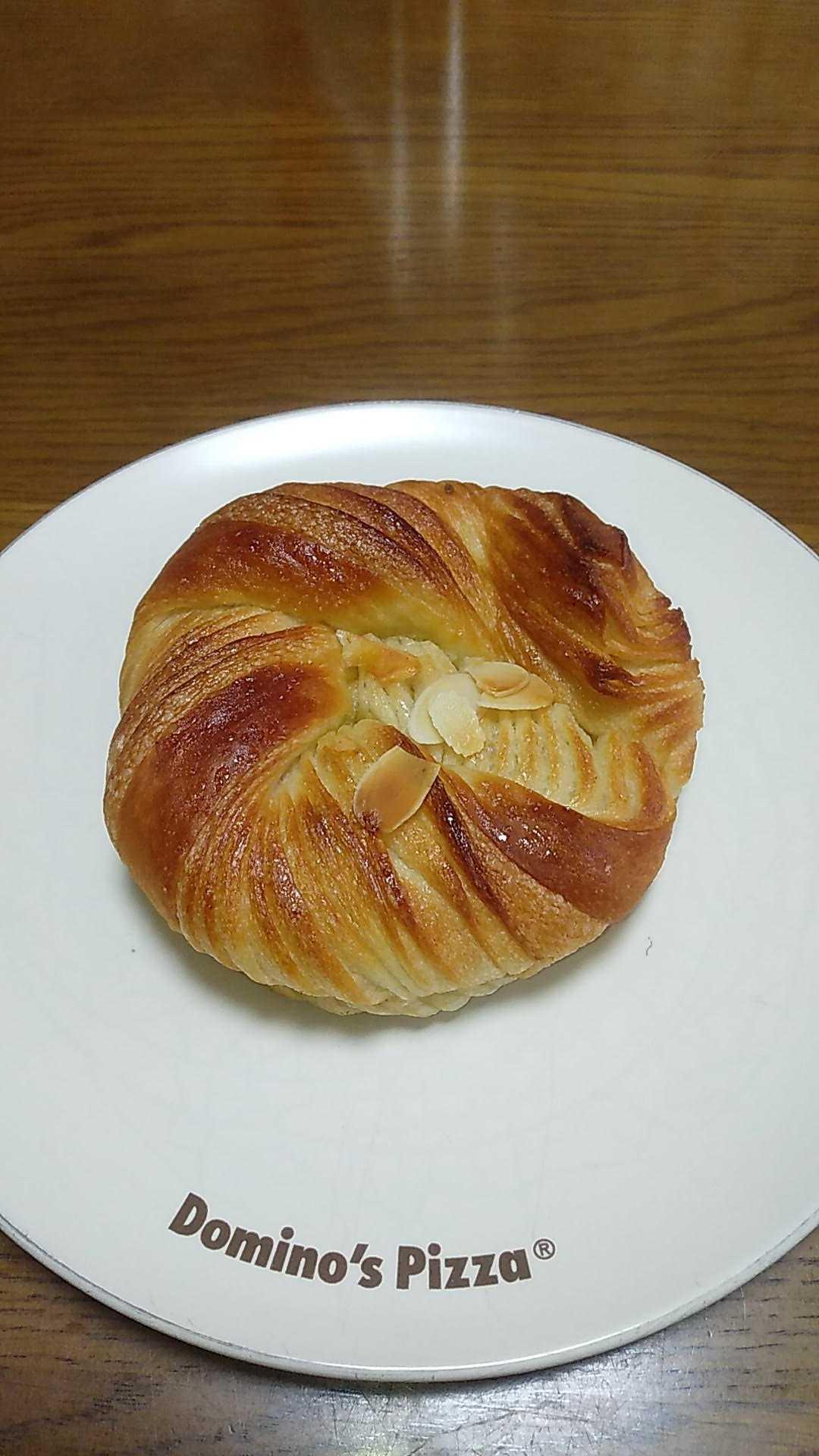 もっちりクロワッサン