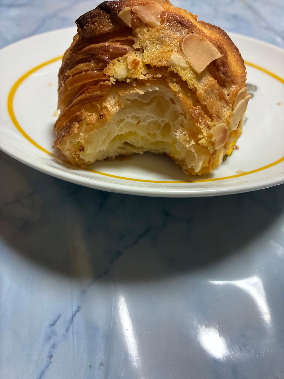 クロワッサンオダマンド