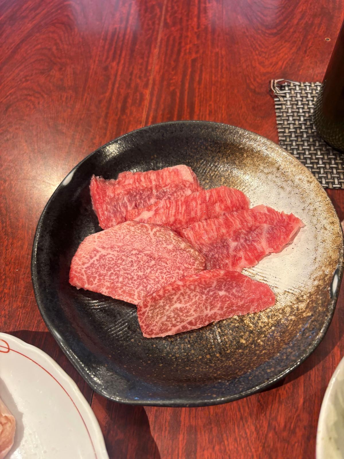もも、カルビ。焼くのもたのしみ!