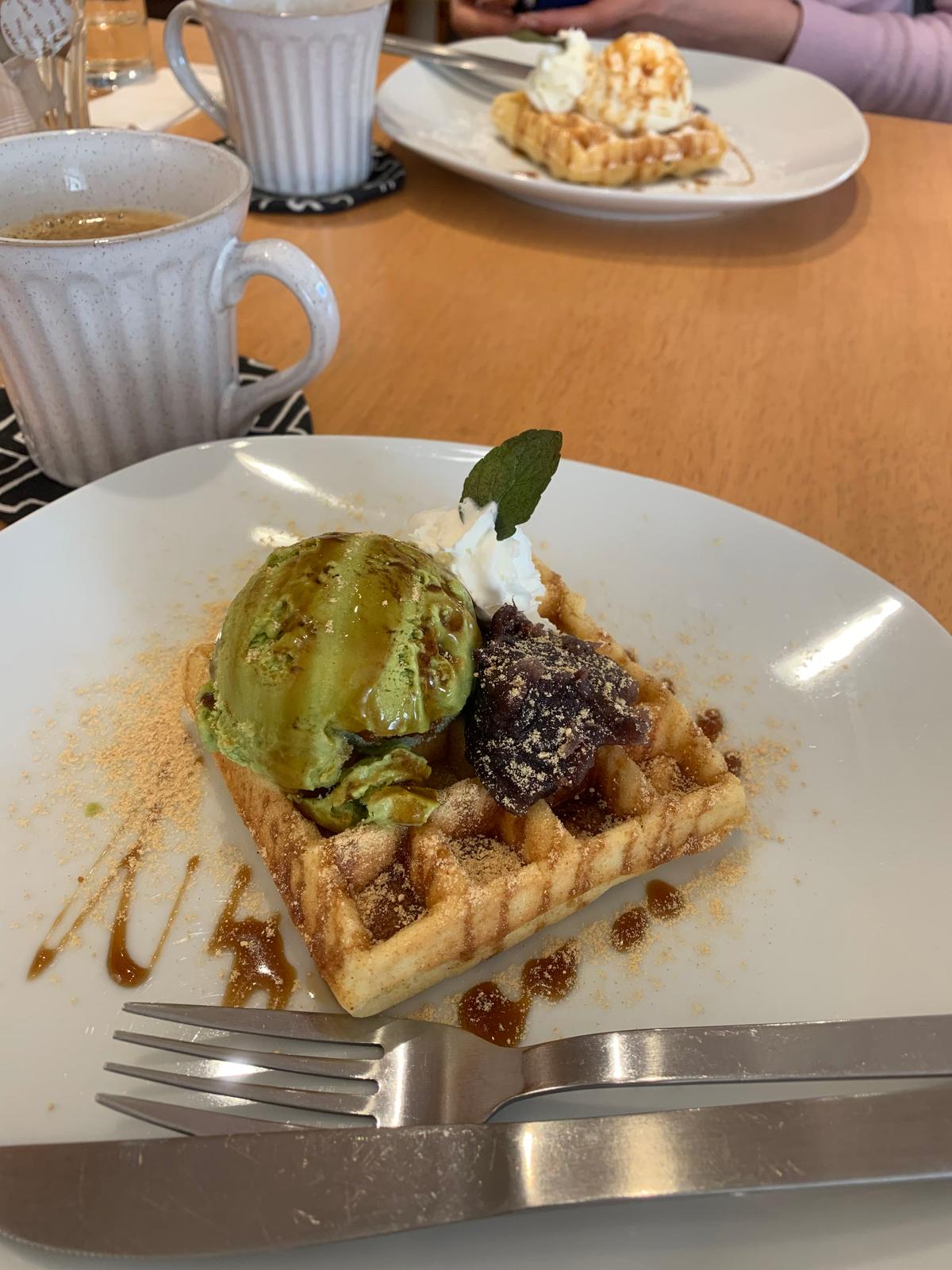 ワッフル シングル(抹茶 小豆)