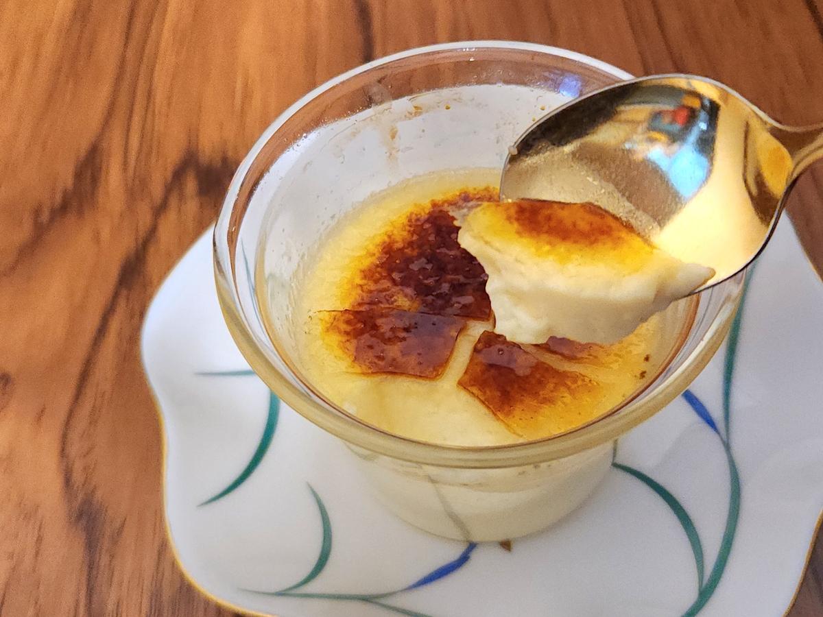 プリンの上がキャラメリゼされていました!