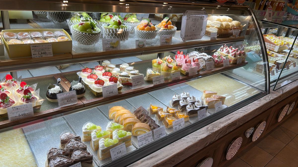 ケーキの種類もたくさん