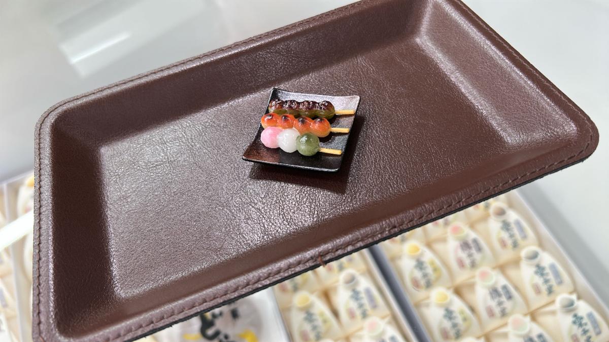 ミニチュアお団子が可愛くて思わず撮影