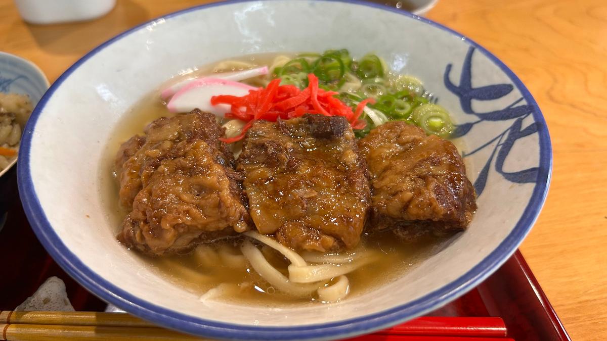 トロトロで厚みのあるソーキが美味🍖