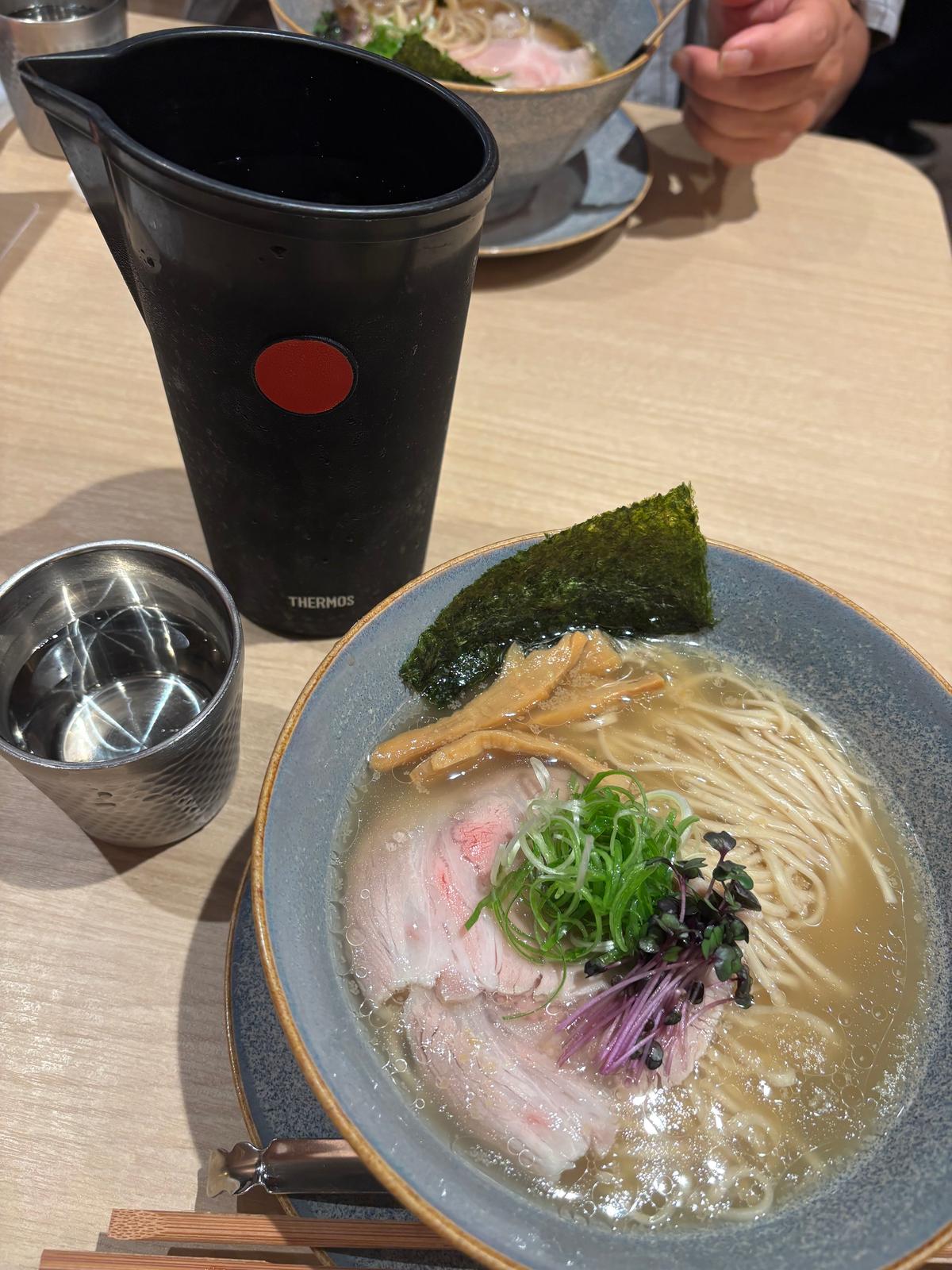 鶏スープ麺