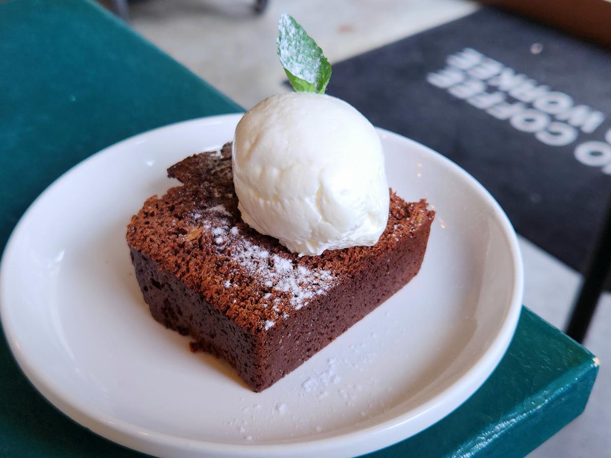 ミルキーだけど軽やかで口溶けの良い生クリームとの相性バツグン!