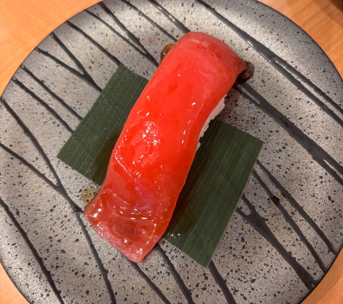 まぐろの漬け。つやつや。
