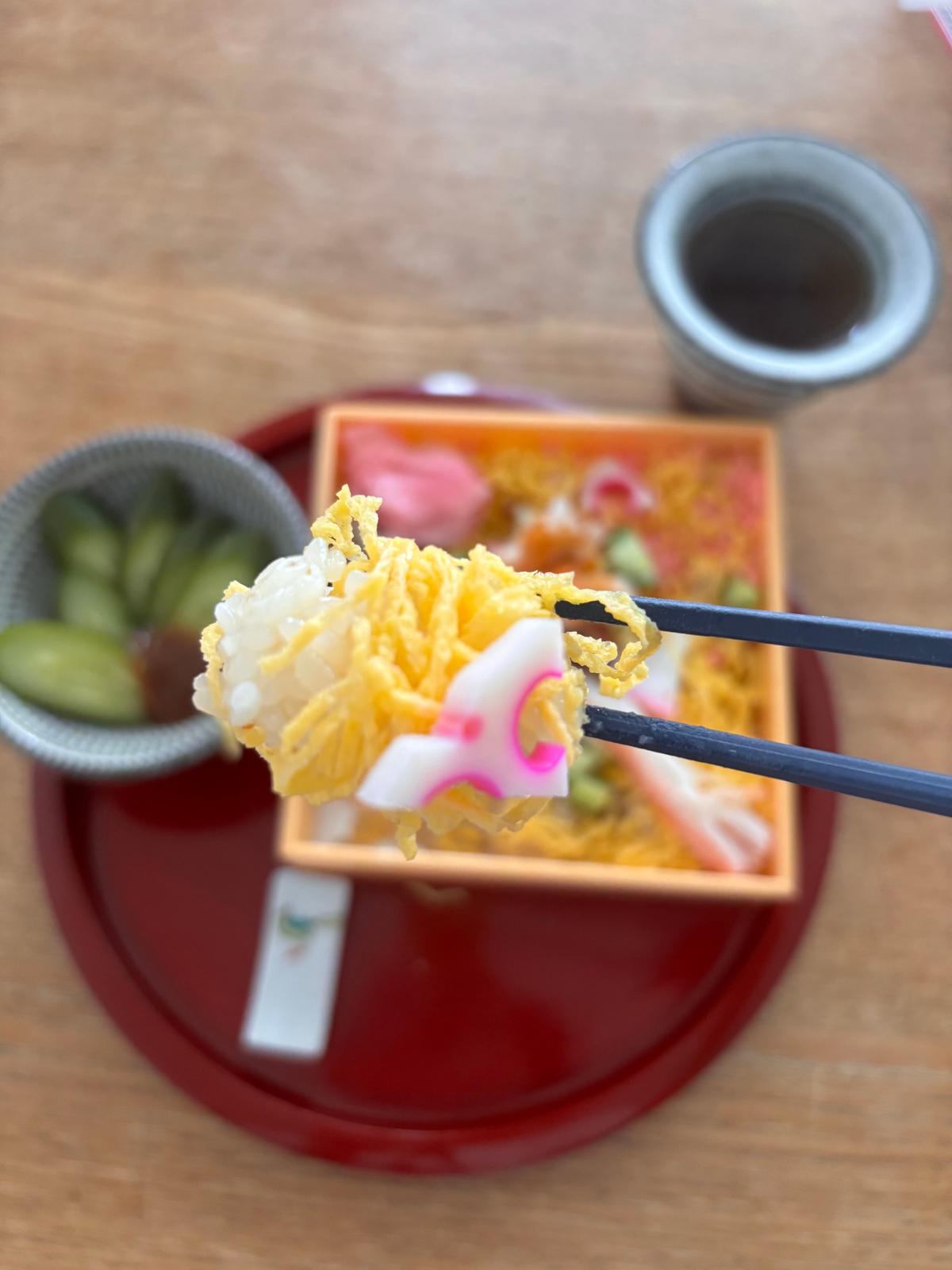 うっすらピンクの蓮根