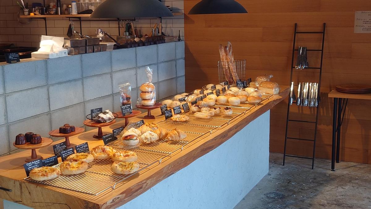 台も壁もオシャレですね!