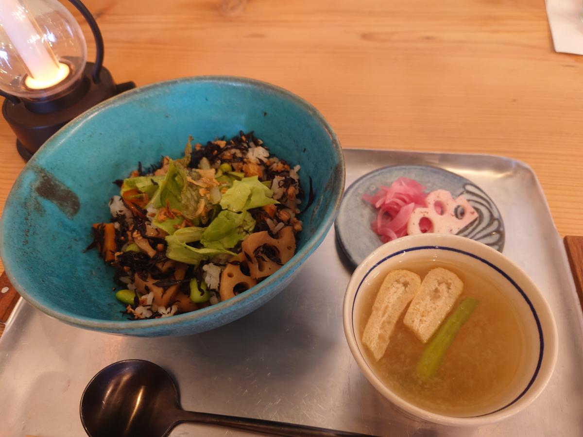ひじきの混ぜご飯