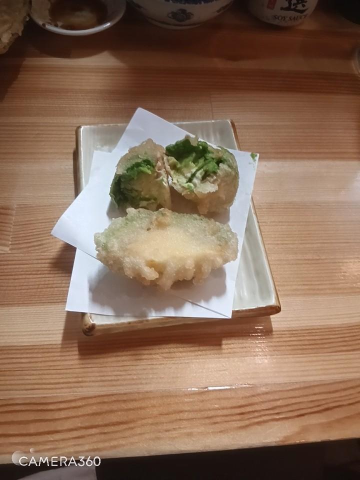 アボカドクリームチーズの創作天ぷら