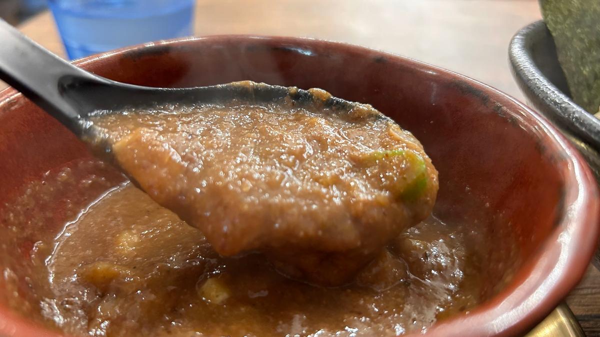 2日目のカレーのような濃厚なつけ汁(^^♪
